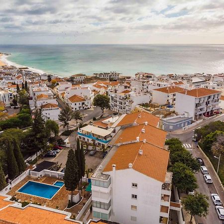 Casa Santa Maria - Sea View - 500M From The Beach - Wifi Albufeira Luaran gambar